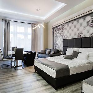 A Golden Star Modern Luxury Apartments And Rooms Budapest